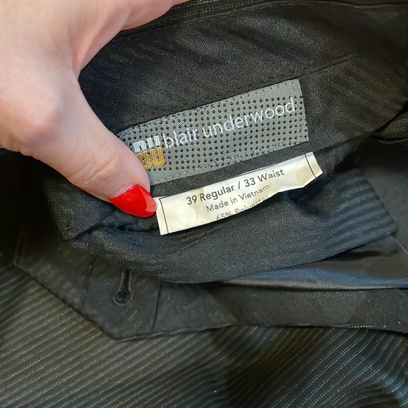 Pinstripe slacks - Picture 4 of 5